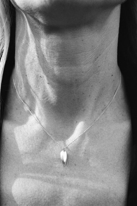 SOPHIE BUHAI<br>TINY SPEAR PENDANT