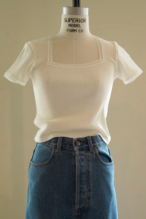 FUMIKA_UCHIDA<br>EYELET RIB STITCH SQUARE-NECK T-SHIRT