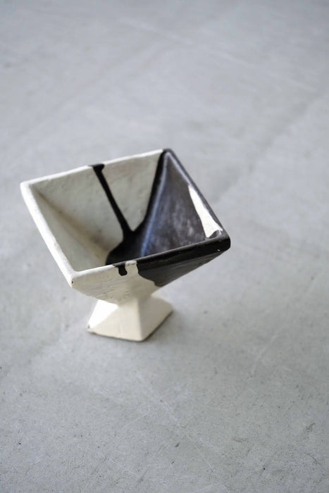 LISA ENGQVIST<BR> CERAMIC TRAY<BR><BR>SOLD OUT