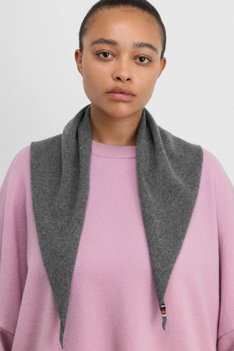 PRE ORDER<BR><BR>EXTREME CASHMERE<br>n°35 bandana<br>in FELT