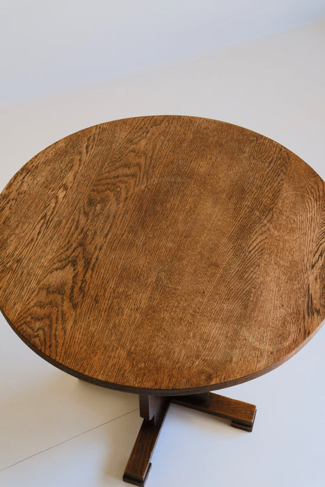 P. E. L. IZEREN<BR>SIDE TABLE