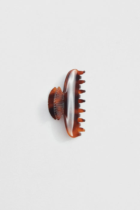 SOPHIE BUHAI<br>FAN SHELL CLAW