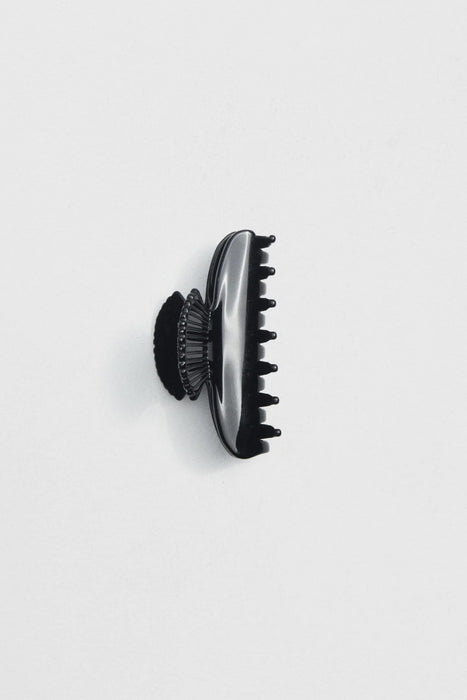 PRE ORDER<br><br>SOPHIE BUHAI<br>FAN SHELL CLAW - NOIR
