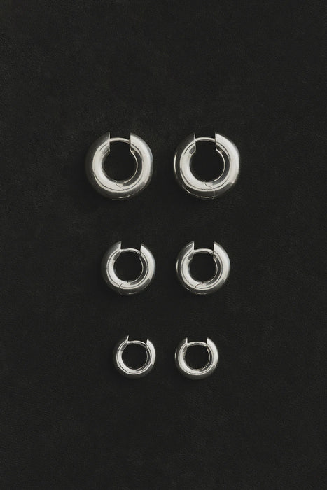 SOPHIE BUHAI<br>MEDIUM BAGEL HOOPS