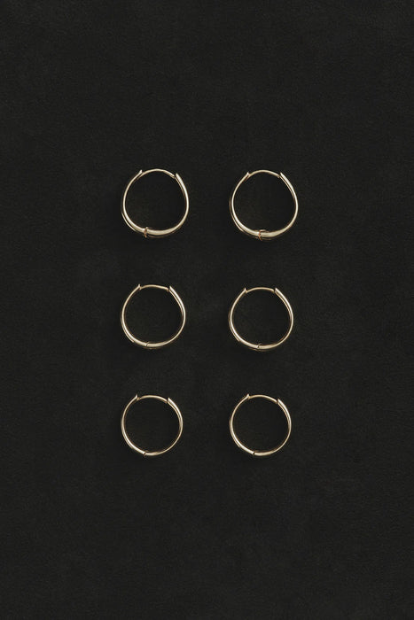SOPHIE BUHAI<br>GOLD SMALL INTRINSIC HOOPS/SINGLE