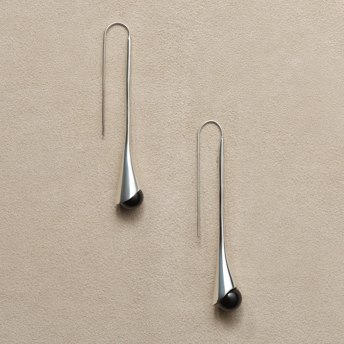 SOPHIE BUHAI VIENNA EARRINGS IN ONYX – PORT