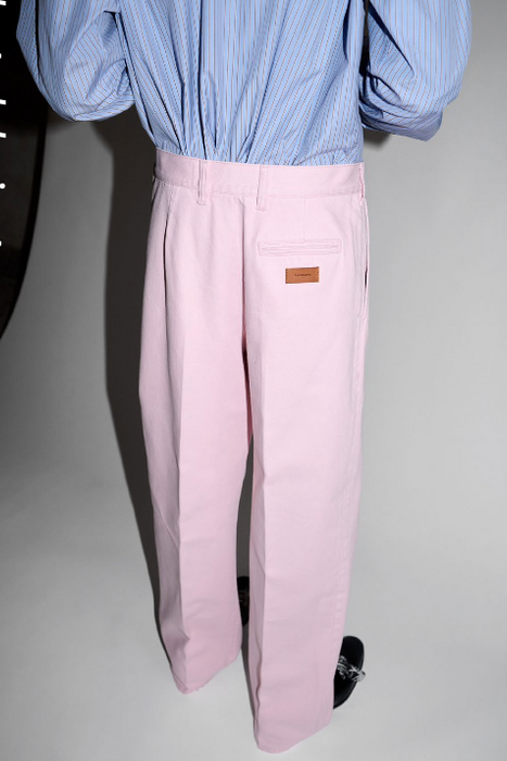 CRISTASEYA<br>PLEATED TROUSERS<br>in SAKURA