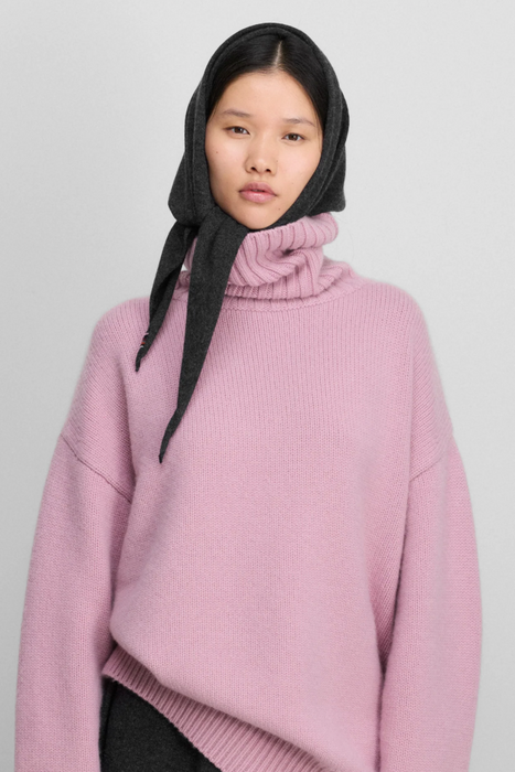 PRE ORDER<br><br>EXTREME CASHMERE<br>n°35 bandana<br>in SHADOW