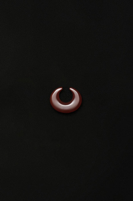 SOPHIE BUHAI<br>DISCUS EAR CUFF IN CARNELIAN