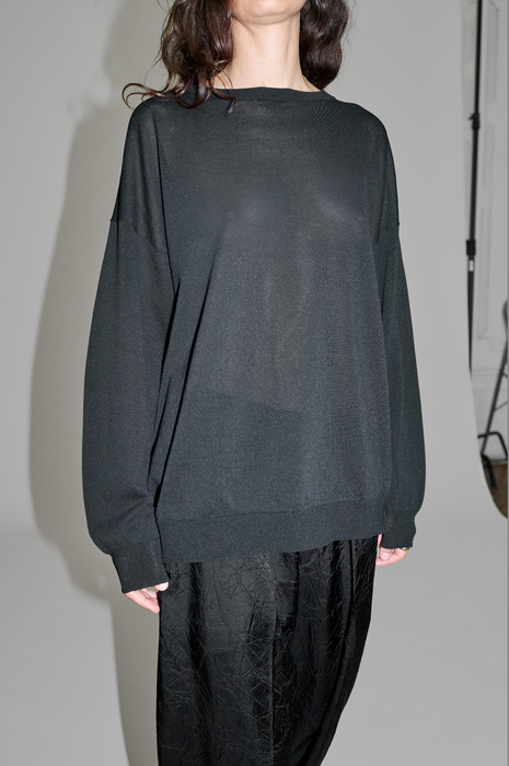 CRISTASEYA<br>LIGHT WASHI PAPER SWEATER<br>in BLACK
