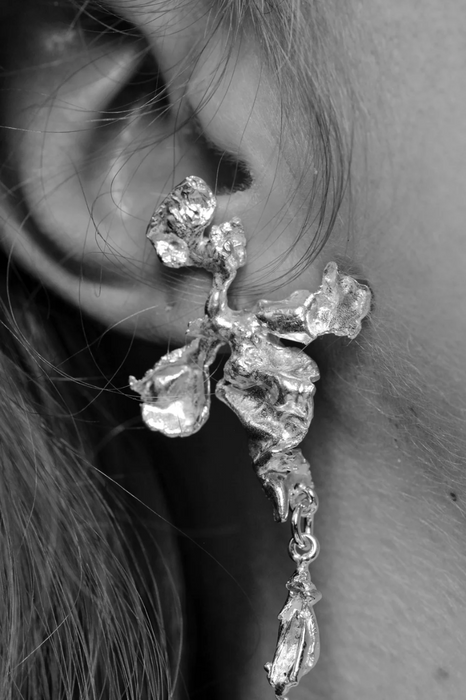 Claudia Lepik<br>ABSTRACT ORCHID EARRINGS WITH MOVING DETAIL