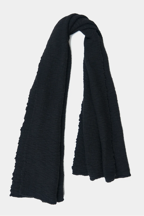 NORLHA<br>HANDSPUN SHEPHERD SCARF<br>in BLACK