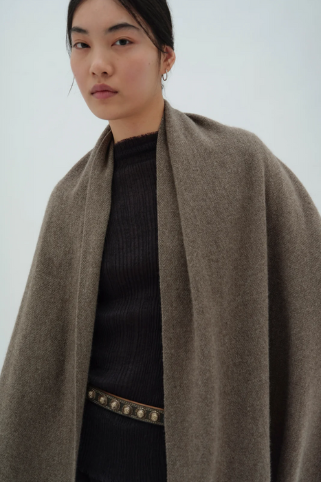 NORLHA<br>NOMAD CLASSIC SCARF<br>in NATURAL YAK GREY