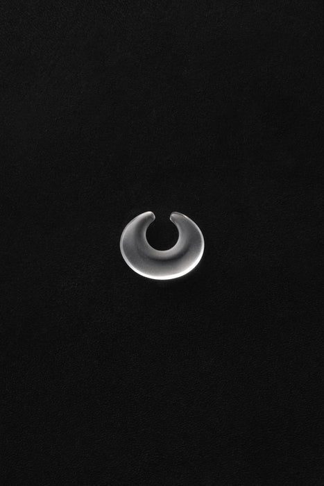 SOPHIE BUHAI<br>DISCUS EAR CUFF IN QUARTZ