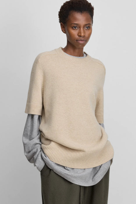 PRE ORDER<br><br>EXTREME CASHMERE<br>n°454 scott<BR>in LATTE