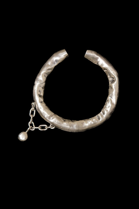 Zoe Mohm for CRISTASEYA<BR>HAMMERED BRACELET<BR><BR>SOLD OUT