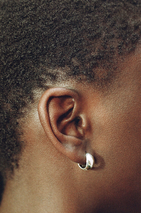 SOPHIE BUHAI<br>REVERSIBLE HINGED HOOPS<br><br>SOLD OUT
