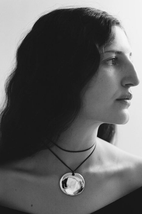 SOPHIE BUHAI<br>MEDIUM FULL MOON PENDANT<br>IN SILVER