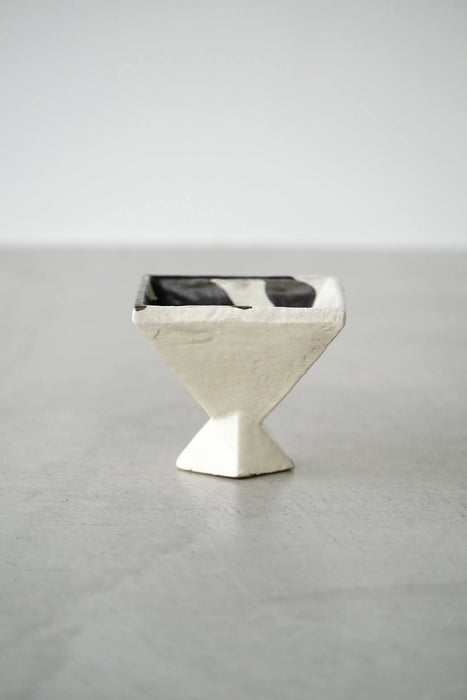 LISA ENGQVIST<BR> CERAMIC TRAY<BR><BR>SOLD OUT