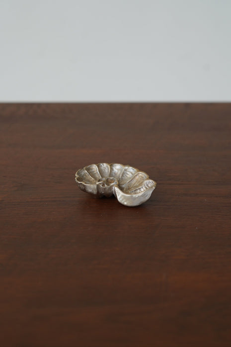 Zoe Mohm for CRISTASEYA <br>SHELL INCENS HOLDER <br>in BRONZE