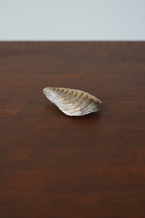 Zoe Mohm for　CRISTASEYA <br>COZZA PAPER WEIGHT <br>in BRONZE