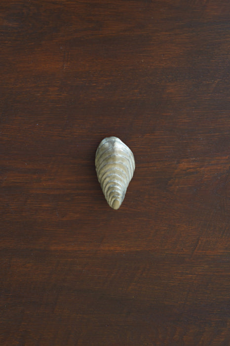 Zoe Mohm for　CRISTASEYA <br>COZZA PAPER WEIGHT <br>in BRONZE