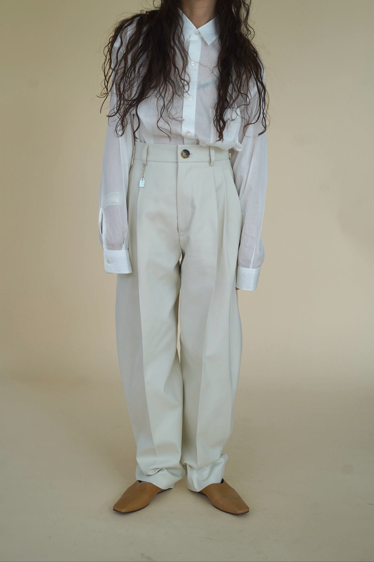 CRISTASEYA DOUBLE PLEATED WIDE PANTS in CHALK – PORT