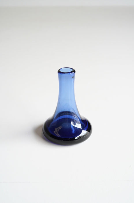 CLAUDE MORIN<BR>GLASS VASE