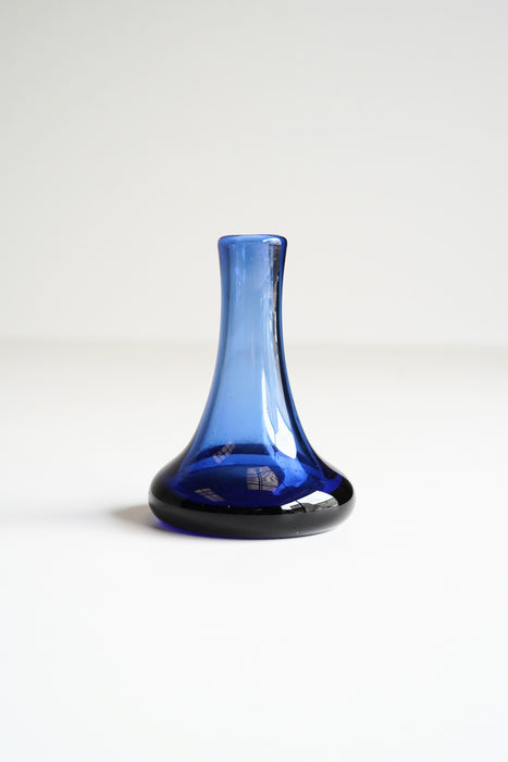 CLAUDE MORIN<BR>GLASS VASE