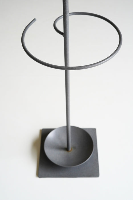 MAURIZIO PEREGALLI<BR>UMBRELLASTAND