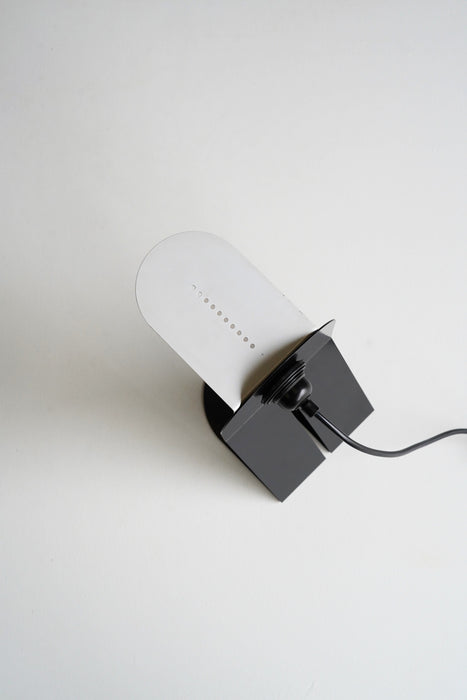 VINTAGE ITALY METAL TABLE LAMP