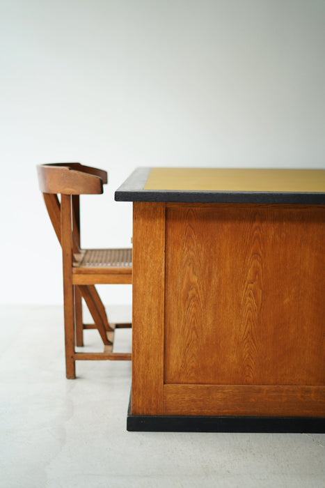 HENDRIK WOUDA<BR>PARTNER DESK