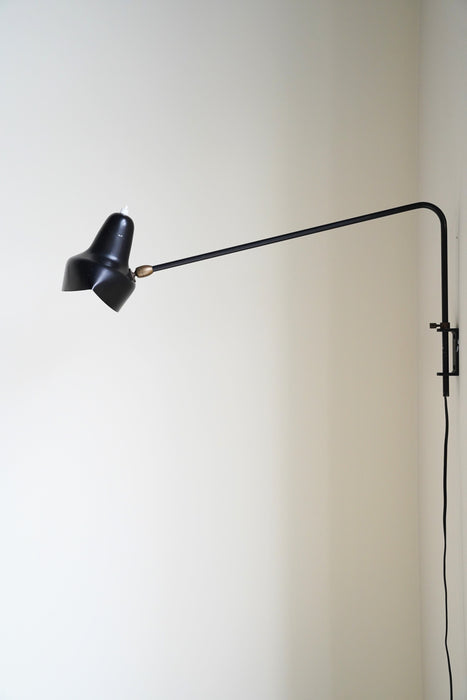 SERGE MOUILLE<BR>WALL LAMP