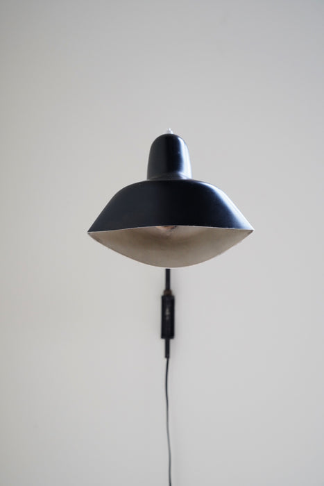 SERGE MOUILLE<BR>WALL LAMP