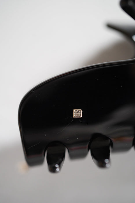 PRE ORDER<br><br>SOPHIE BUHAI<br>FAN SHELL CLAW - NOIR
