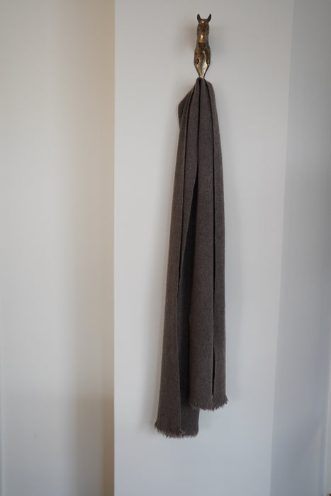 NORLHA<br>NOMAD CLASSIC SKINNY SCARF<br>in NATURAL YAK GREY