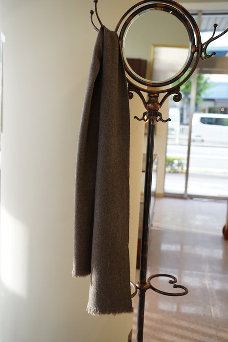 NORLHA<br>NOMAD CLASSIC SKINNY SCARF<br>in NATURAL YAK GREY