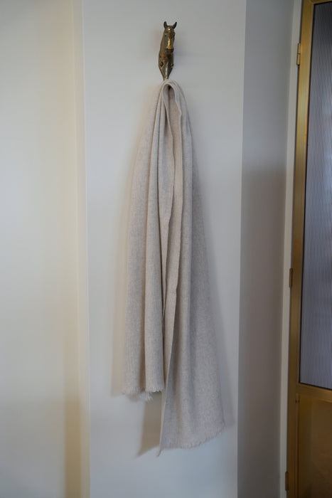 NORLHA<br>NOMAD CLASSIC SCARF<br>NATURAL YAK WHITE