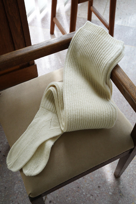 FUMIKA_UCHIDA<br>SHETLAND RIB STITCH TIGHT-HIGH SOCKS