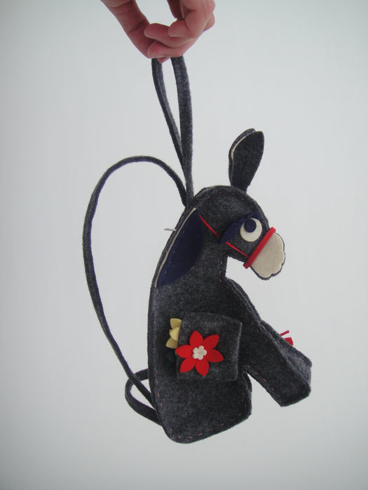 FUMIKA_UCHIDA<br>FELT DONKEY POUCH<br>in TOP GREY