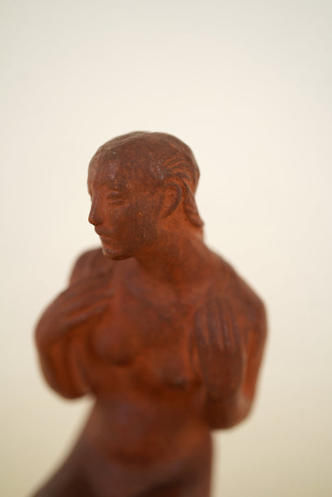 VINTAGE WOMEN OBJECT