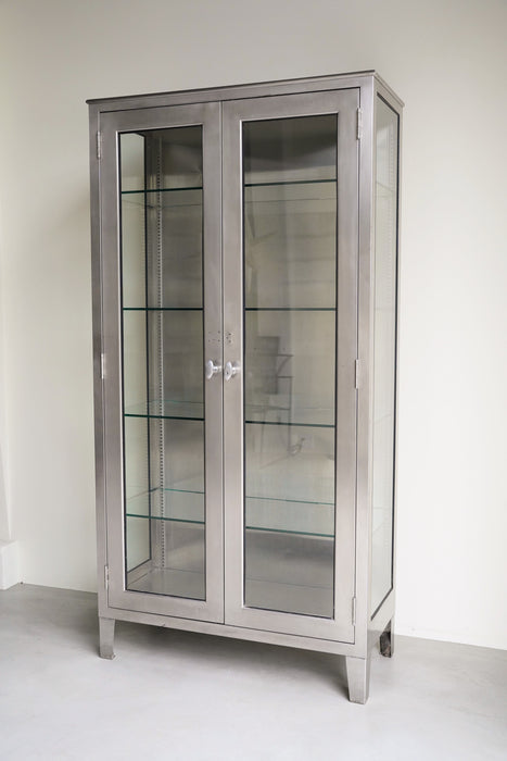 US VINTAGE CABINET