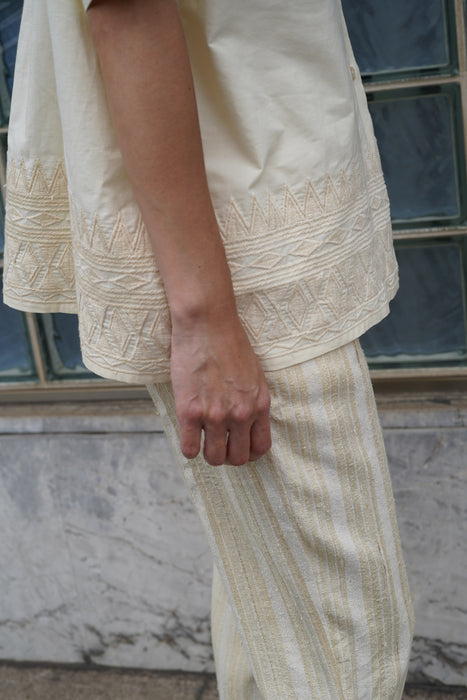 CALLAGHAN by Romeo Gigli<br><br>EMBROIDERY IVORY SHIRT