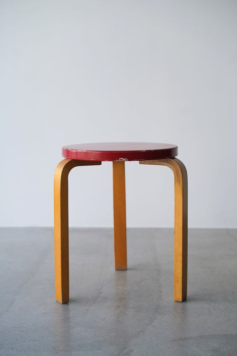 ALVAR AALTO<BR>STOOL60<BR>FINSVEN RED