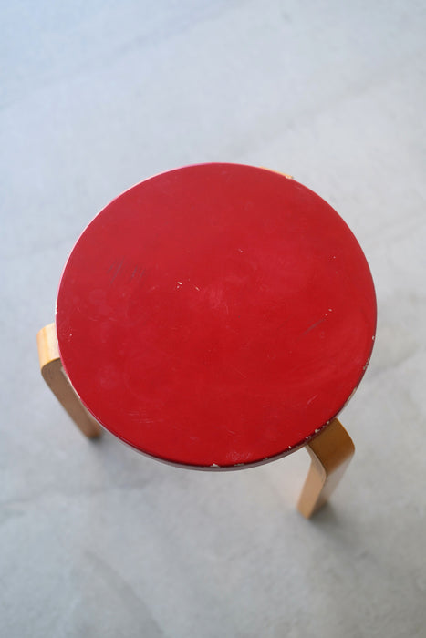 ALVAR AALTO<BR>STOOL60<BR>FINSVEN RED