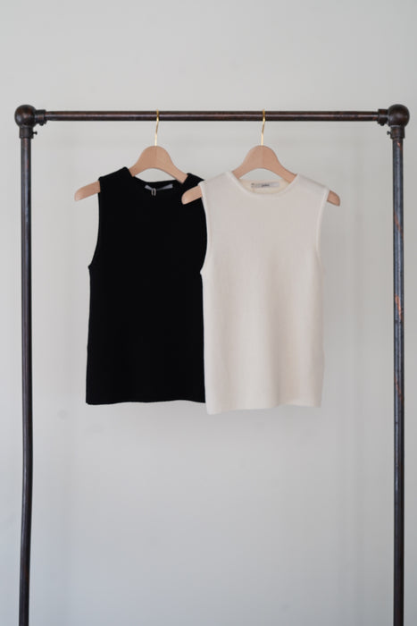 pelleq<br>CASHMERE SILK SLEEVELESS