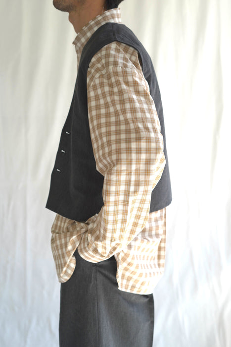 CRISTASEYA<br>BUTTON DOWN VEST<br>in GREY WITH BLACK STRIPED