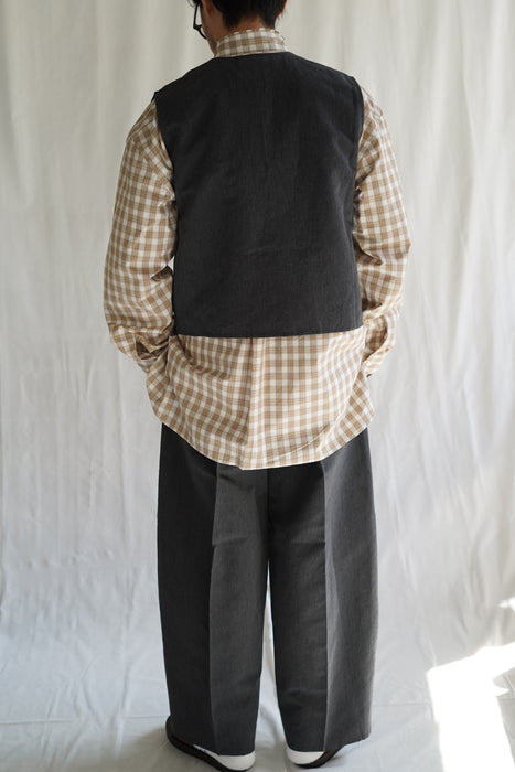 CRISTASEYA<br>BUTTON DOWN VEST<br>in GREY WITH BLACK STRIPED