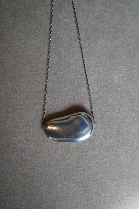 VINTAGE<BR>ELSA PERETTI for TIFFANY & CO.<BR>XL BEAN NECKLACE
