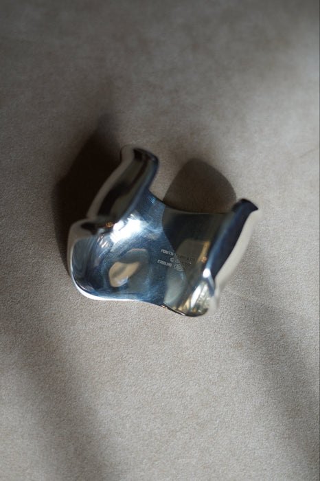 1978s<BR>ELSA PERETTI for TIFFANY & CO. <BR>MEDIUM BONE CUFF